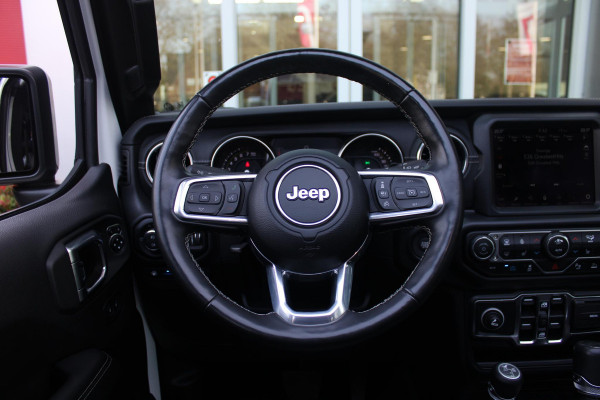 Jeep Wrangler Unlimited 4xe 380PK SAHARA OVERLAND | TRAILRATED | NAVIGATIE | APPLE CARPLAY/ANDROID AUTO | ACHTER/VOOR CAMERA | UITNEEMBARE DAKPLATEN | HARDTOP IN KLEUR | LEDEREN BEKLEDING | STOEL/STUUR VERWARMING | LED KOPLAMPEN | ADAPTIVE CRUISE CONTROL | TREE PLANKEN | HARD WHEELCOVER |