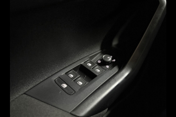 Volkswagen Polo 1.0 TSI R-Line | 110pk | IQ Drive pakket | Discover Pro | Clima | IQ Light |17 Inch|