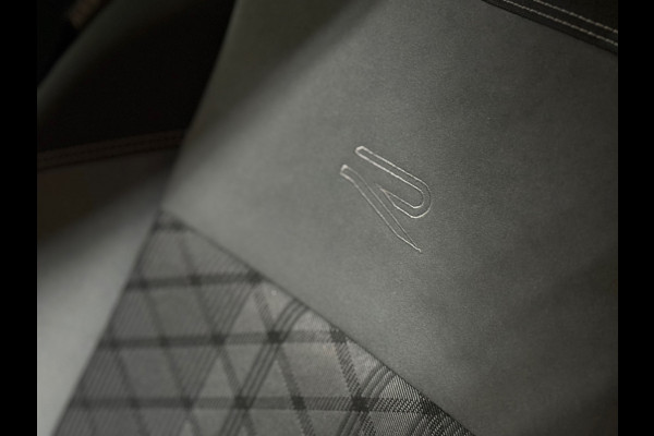 Volkswagen Polo 1.0 TSI R-Line | 110pk | IQ Drive pakket | Discover Pro | Clima | IQ Light |17 Inch|