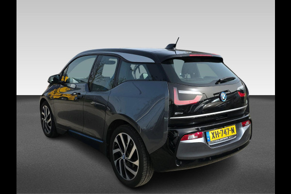 BMW i3 Basis iPerformance 94Ah 33 kWh KEURIGE AUTO// NIEUWSTAAT