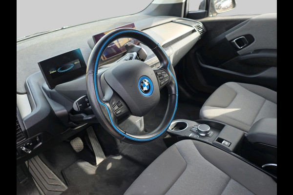BMW i3 Basis iPerformance 94Ah 33 kWh KEURIGE AUTO// NIEUWSTAAT