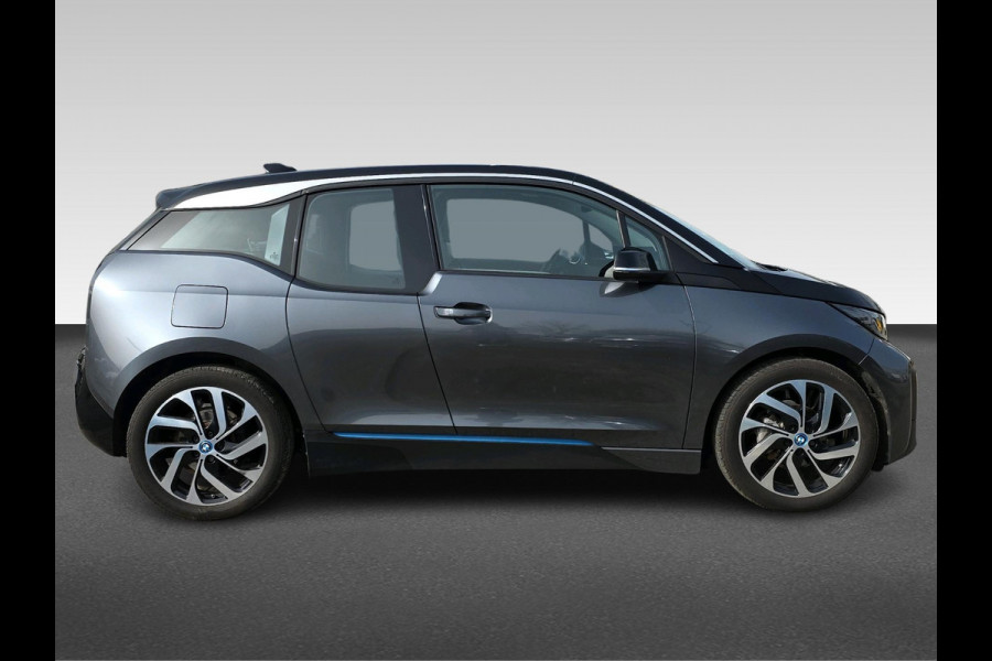 BMW i3 Basis iPerformance 94Ah 33 kWh KEURIGE AUTO// NIEUWSTAAT