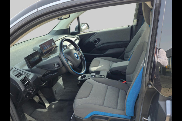 BMW i3 Basis iPerformance 94Ah 33 kWh KEURIGE AUTO// NIEUWSTAAT