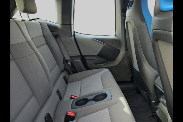 BMW i3 Basis iPerformance 94Ah 33 kWh KEURIGE AUTO// NIEUWSTAAT