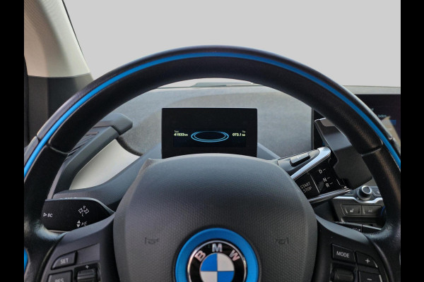 BMW i3 Basis iPerformance 94Ah 33 kWh KEURIGE AUTO// NIEUWSTAAT