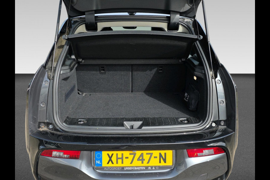 BMW i3 Basis iPerformance 94Ah 33 kWh KEURIGE AUTO// NIEUWSTAAT