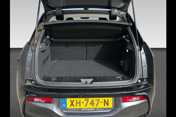 BMW i3 Basis iPerformance 94Ah 33 kWh KEURIGE AUTO// NIEUWSTAAT