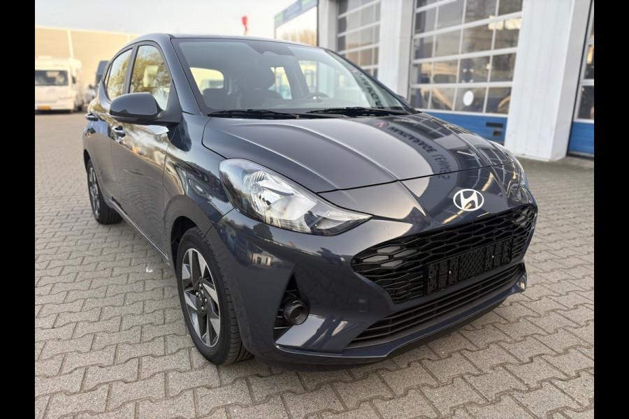 Hyundai i10 1.0 Exclusive Automaat (BOVAG/RIJKLAAR)