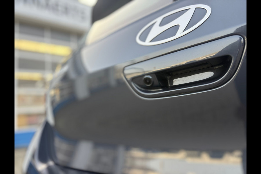 Hyundai i10 1.0 Exclusive Automaat (BOVAG/RIJKLAAR)