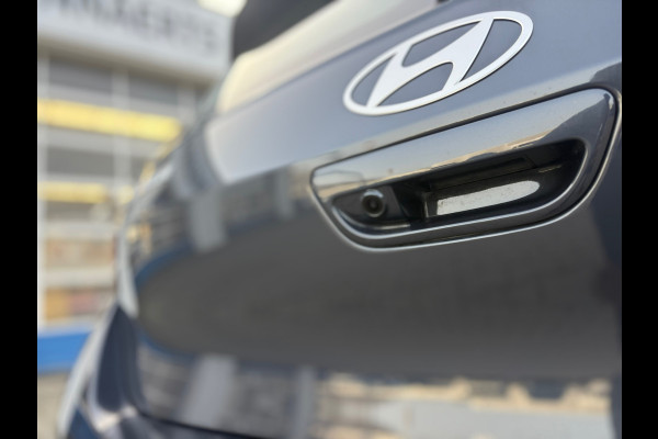 Hyundai i10 1.0 Exclusive Automaat (BOVAG/RIJKLAAR)