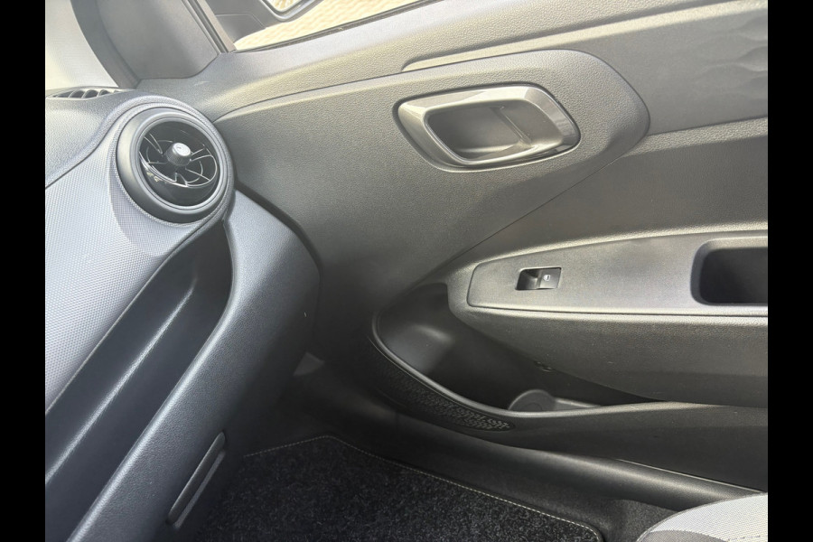 Hyundai i10 1.0 Exclusive Automaat (BOVAG/RIJKLAAR)