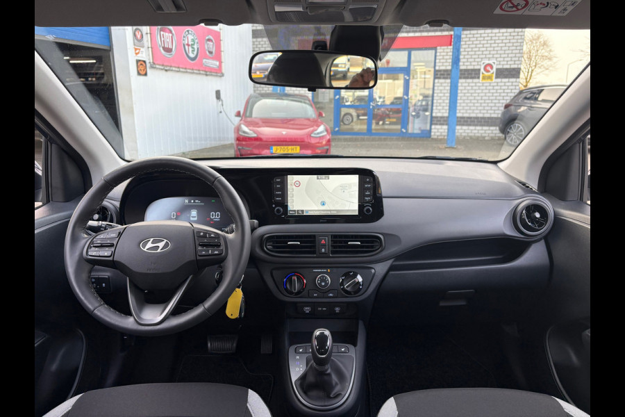 Hyundai i10 1.0 Exclusive Automaat (BOVAG/RIJKLAAR)