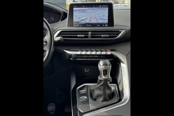 Peugeot 3008 1.2 PureTech Allure Pack - Navigatie / Apple Carplay I Airco I LED I DPC I Sport pakket I Dealer onderhouden