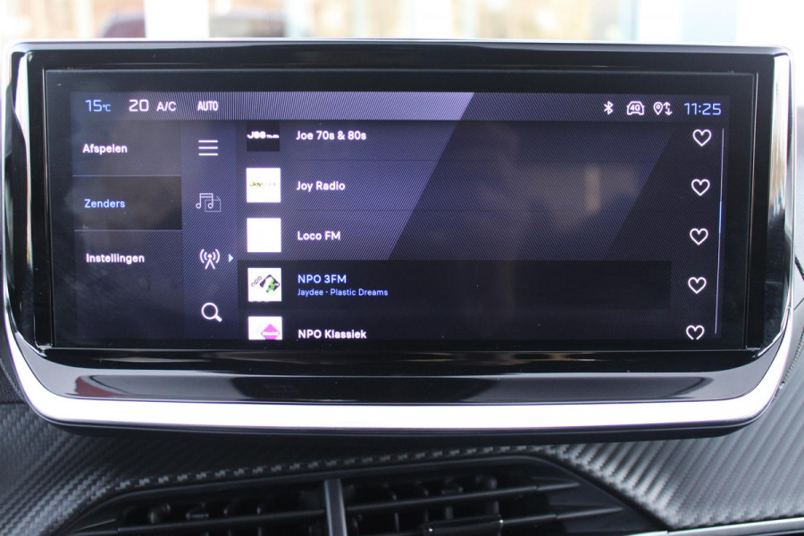 Peugeot 2008 1.2 Hybrid 145PK GT AUTOMAAT | ELEKTRISCH BEDIENBARE BESTUURDERSSTOEL | NAVIGATIE | FULL LED KOPLAMPEN | DRAADLOZE APPLE CARPLAY/ANDROID AUTO | ADAPTIVE CRUISE CONTROL | CAMERA VOOR + ACHTER | CLIMATE CONTROL | LICHTMETALEN VELGEN 17" | KEYLESS ENTRY/START | DAB+ RADIO | ALCANTARA/LEDEREN BEKLEDING  | DODEHOEK DETECTIE | PARKEERSENSOREN VOOR + ACHTER | STOEL VERWARMING |