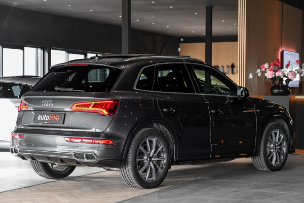 Audi Q5 55 TFSI e quattro Competition 3x S-Line. Luchtv, Pano, ACC, B&O, Camera, Keyless, Matrix, CarPlay, Dodeh!