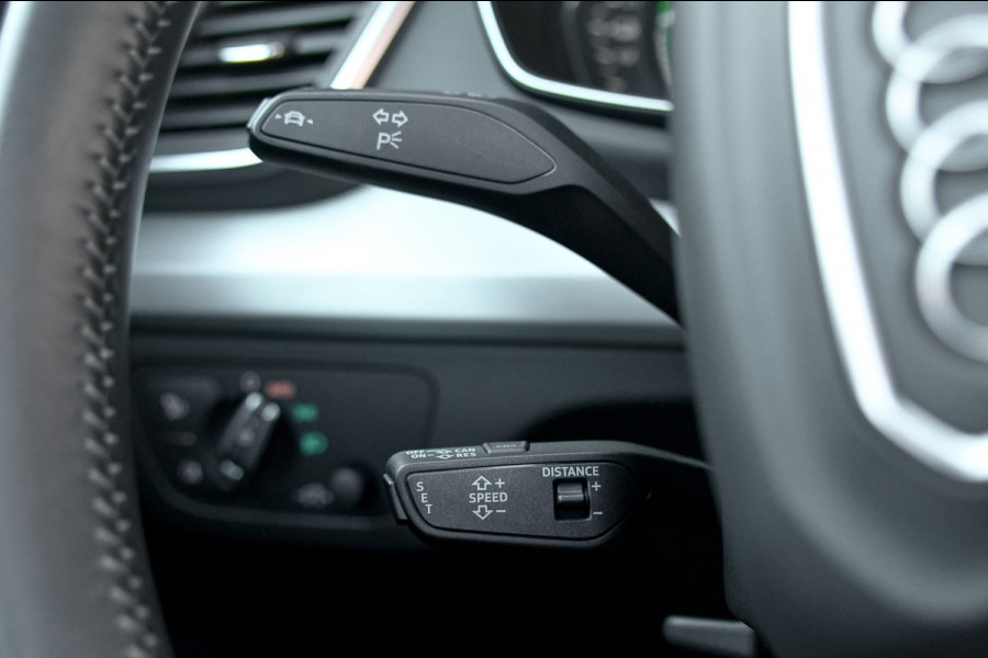 Audi Q5 55 TFSI e quattro Competition 3x S-Line. Luchtv, Pano, ACC, B&O, Camera, Keyless, Matrix, CarPlay, Dodeh!