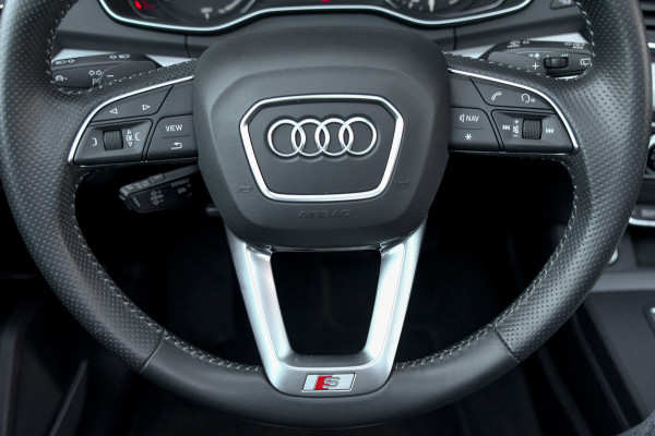 Audi Q5 55 TFSI e quattro Competition 3x S-Line. Luchtv, Pano, ACC, B&O, Camera, Keyless, Matrix, CarPlay, Dodeh!