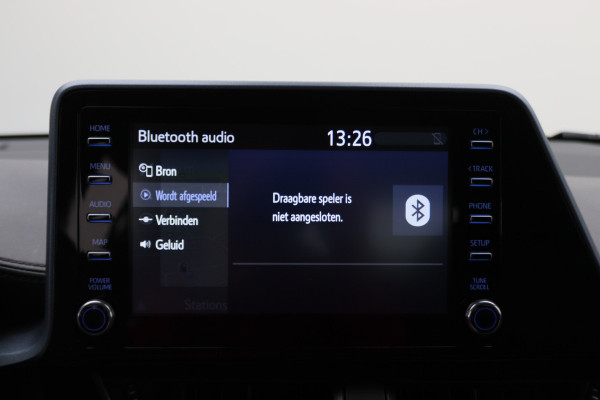 Toyota C-HR 1.8 Hybrid Dynamic Camera, Apple Carplay, Keyless, Lane Assist, ACC, LED, 18"