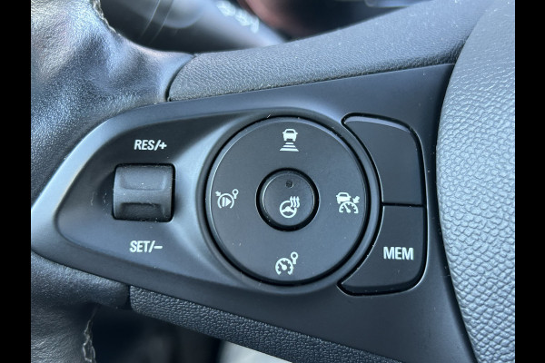 Opel CORSA-E BWJ 10-2020 | GS Line 136PK 50 kWh | PANO DAK | CAMERA A | CLIMA | NAVI | SPORTSTOELEN | CARPLAY | PDC 2X