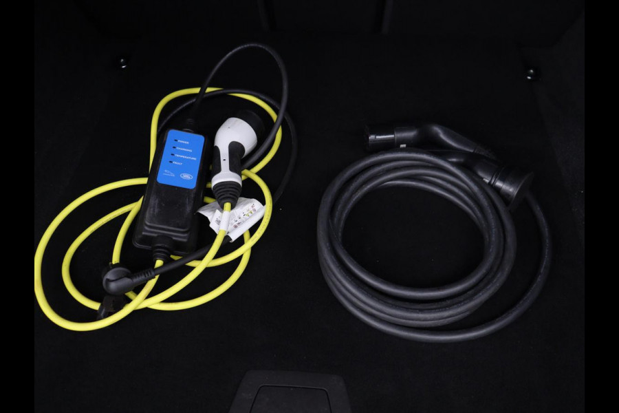 Jaguar I-PACE EV320 S Business Pack 90kWh | SOH 91% | Stoelverwarming | 360 Camera | Carplay | Meridian Surround | Full LED | Navigatie