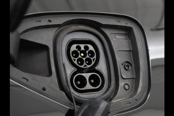 Jaguar I-PACE EV320 S Business Pack 90kWh | SOH 91% | Stoelverwarming | 360 Camera | Carplay | Meridian Surround | Full LED | Navigatie