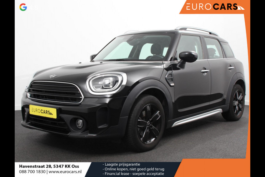 MINI Countryman Experience 1.5 Cooper Climate control Stoelverwarming Stuurverwarming Navigatie Achteruitrijcamera Parkeersensoren achter Cruise control LED