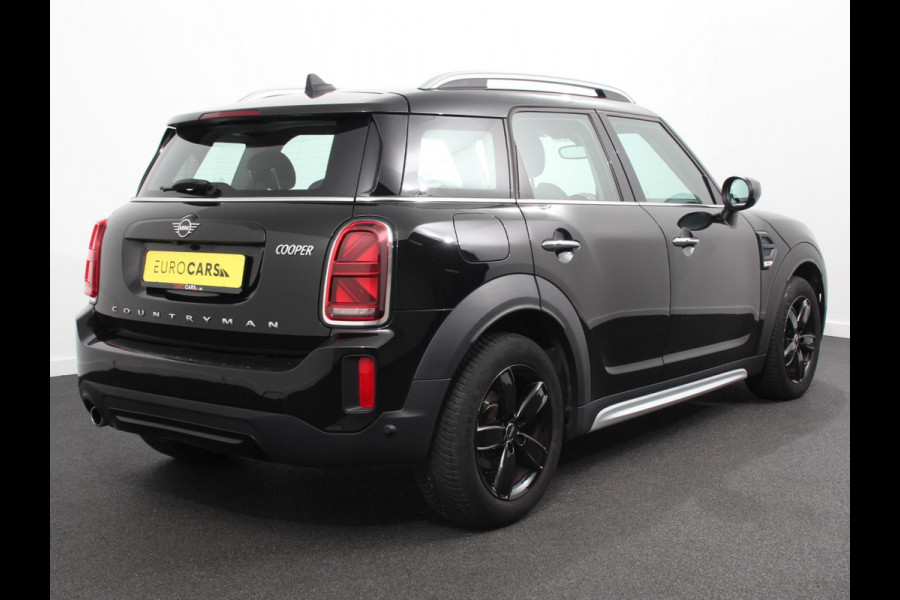 MINI Countryman Experience 1.5 Cooper Climate control Stoelverwarming Stuurverwarming Navigatie Achteruitrijcamera Parkeersensoren achter Cruise control LED