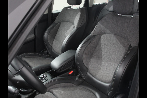 MINI Countryman Experience 1.5 Cooper Climate control Stoelverwarming Stuurverwarming Navigatie Achteruitrijcamera Parkeersensoren achter Cruise control LED