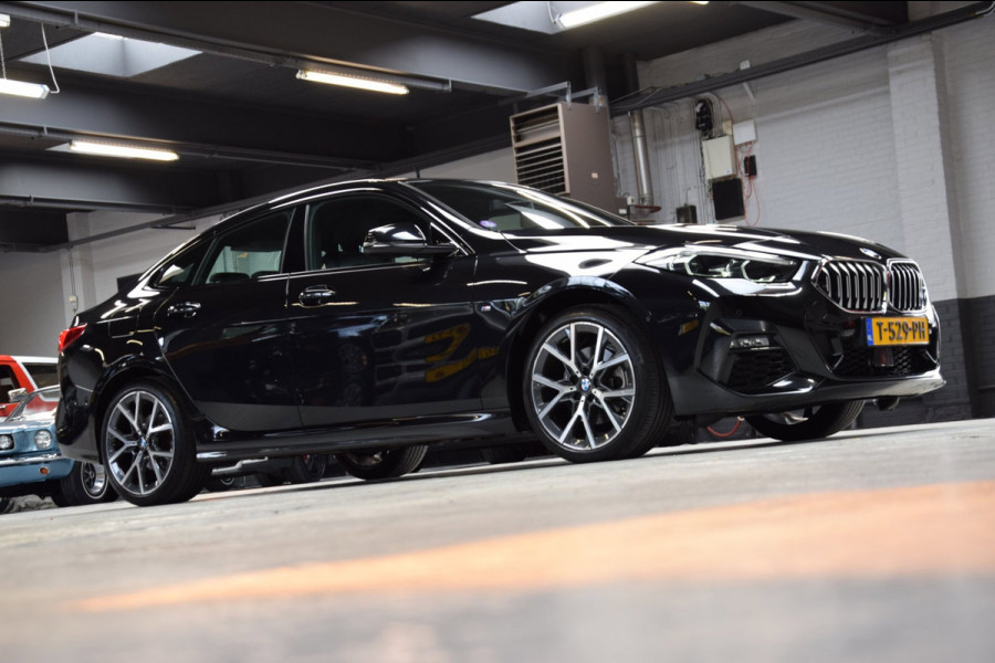 BMW 2 Serie Gran Coupé 218i *M-Pakket*Navi|Leder|Leder|2e Eig.|Dealer onderhouden