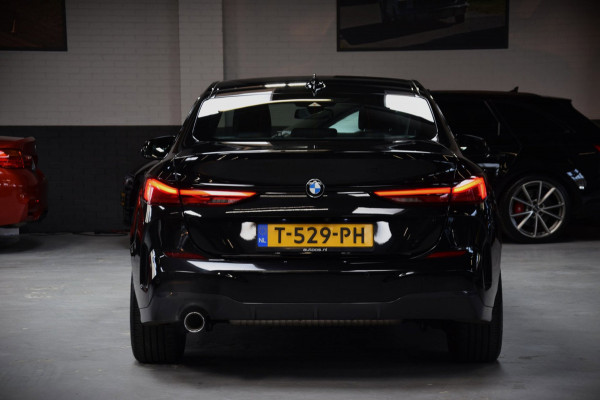 BMW 2 Serie Gran Coupé 218i *M-Pakket*Navi|Leder|Leder|2e Eig.|Dealer onderhouden