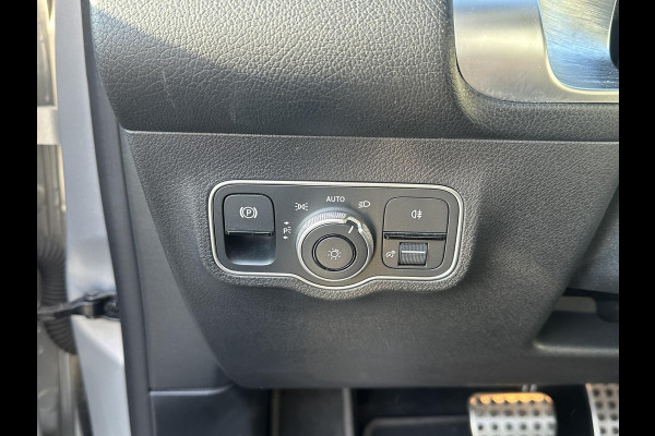 Mercedes-Benz EQB 250+ AMG Line 7p. 71 kWh | SOH 99% | 7 PERSOONS| ELEKTRISCHE ACHTERKLEP| STOELVERWARMING| DODE HOEK SENSOR| SFEERVERLICHTING| APPLE CARPLAY/ ANDROID AUTO