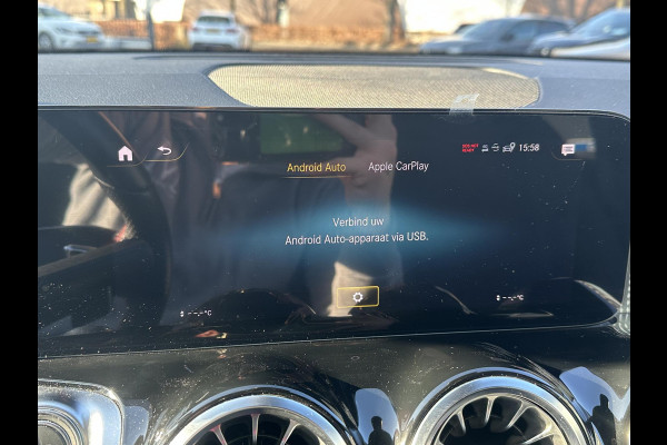 Mercedes-Benz EQB 250+ AMG Line 7p. 71 kWh | SOH 99% | 7 PERSOONS| ELEKTRISCHE ACHTERKLEP| STOELVERWARMING| DODE HOEK SENSOR| SFEERVERLICHTING| APPLE CARPLAY/ ANDROID AUTO