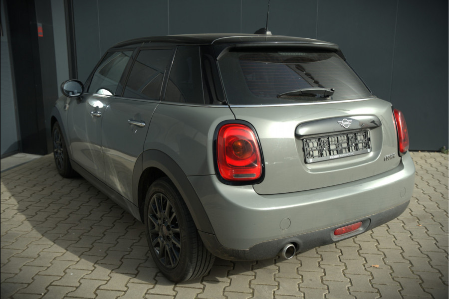 MINI Mini 1.5 Cooper | Apple Carplay | Navigatie | Cruise Control | Black Pack | Keyless | Automaat | NAP |