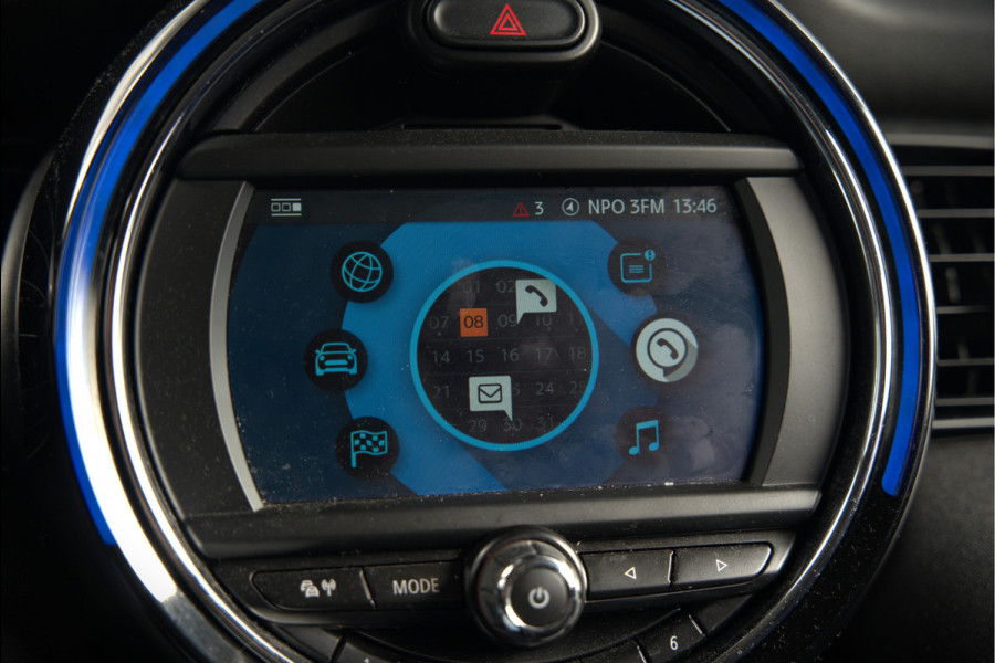 MINI Mini 1.5 Cooper | Apple Carplay | Navigatie | Cruise Control | Black Pack | Keyless | Automaat | NAP |