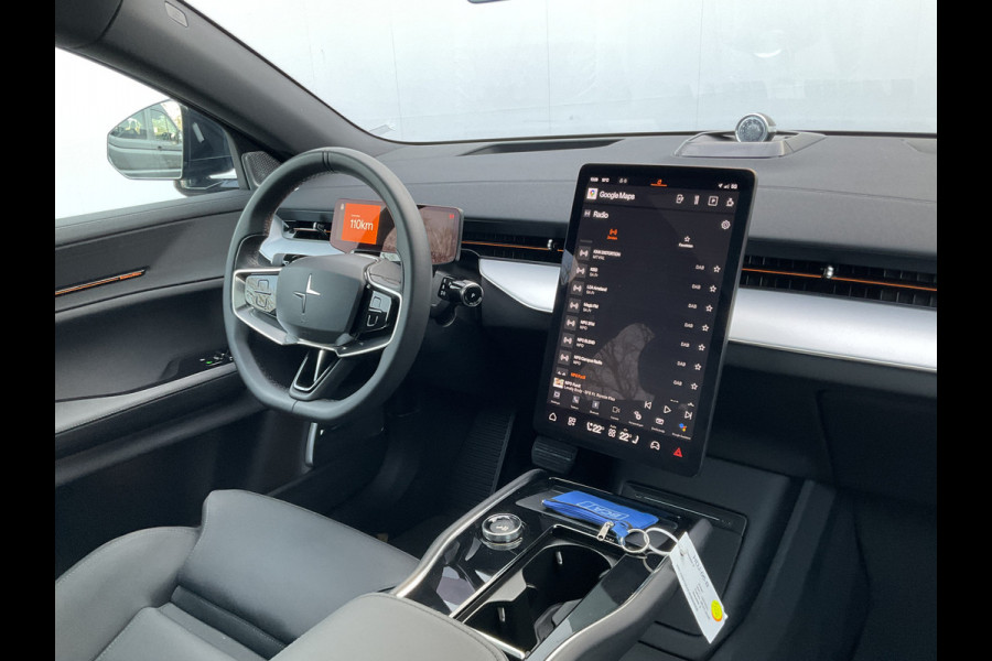 Polestar 3 Long range Dual motor 111 kWh 360° 22Inch B&W 1Eig Luchtver. Pano.dak