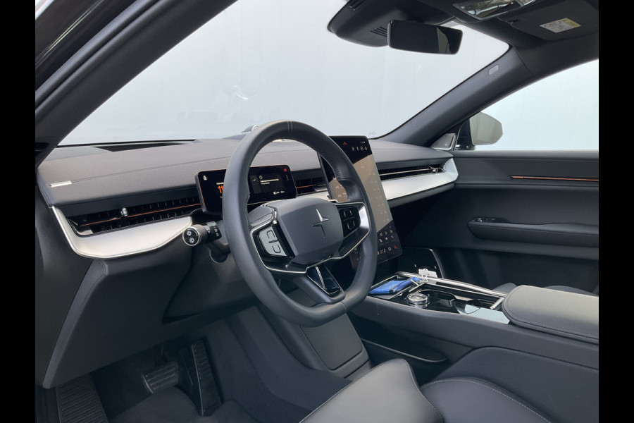 Polestar 3 Long range Dual motor 111 kWh 360° 22Inch B&W 1Eig Luchtver. Pano.dak