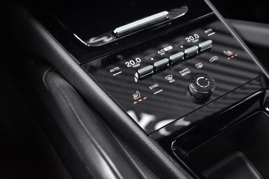 Porsche Cayenne 3.0 E-Hybrid 470pk Sport Chrono | Pano | Matrix | ACC | 21'' Wielen | Bose | Trekhaak | Orig. NL |