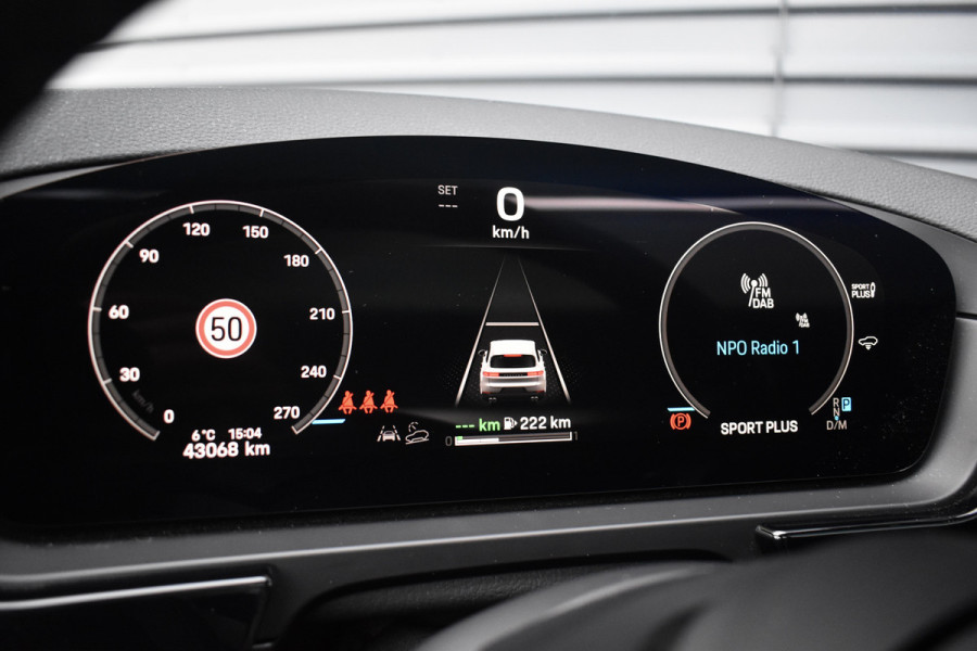 Porsche Cayenne 3.0 E-Hybrid 470pk Sport Chrono | Pano | Matrix | ACC | 21'' Wielen | Bose | Trekhaak | Orig. NL |