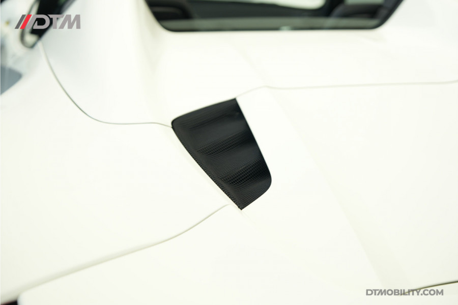 Ferrari 488 3.9 Spider HELE | Daytona Racing Seats | Passenger Display | Nose Lift |