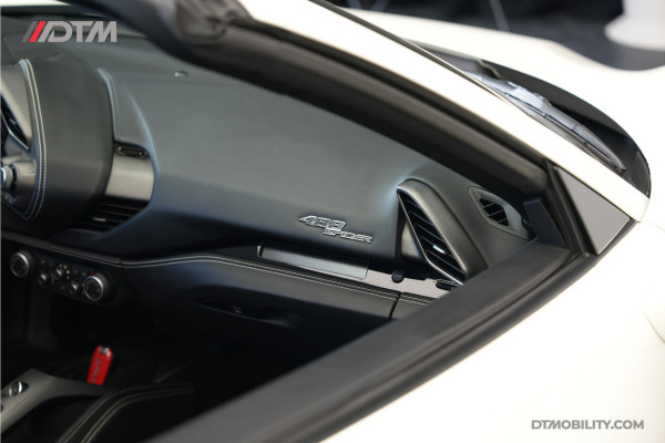 Ferrari 488 3.9 Spider HELE | Daytona Racing Seats | Passenger Display | Nose Lift |