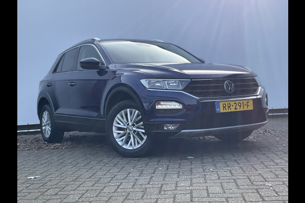 Volkswagen T-Roc 1.0 TSI Style DAB Navi PDC Trekhaak Hoge zit Bluetooth