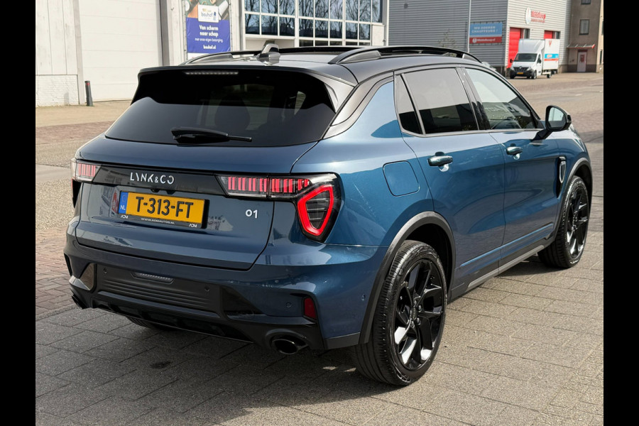 Lynk & Co 01 1.5 l Pano l NAVI l Camera