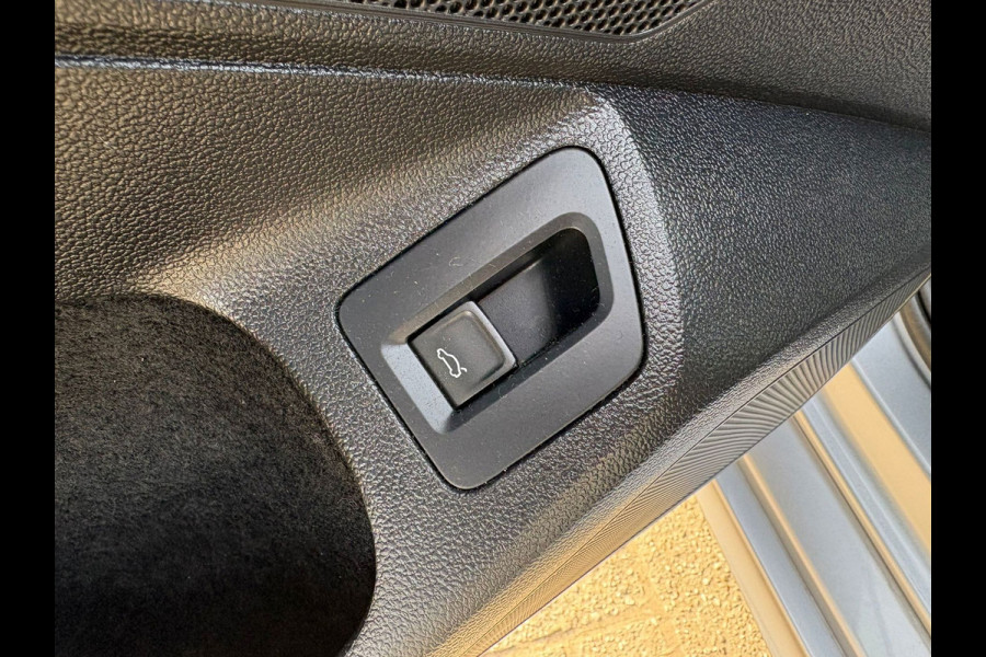 Volkswagen Passat Variant 1.5 TSI Highline R-LINE LEER,MASSAGE,CAMERA,AUTOMAAR,NIEUW-APK