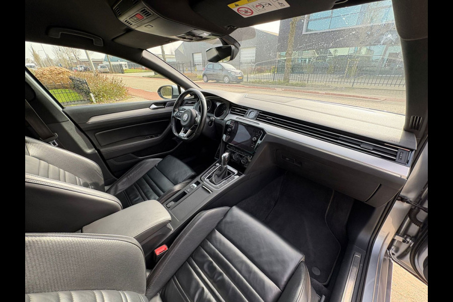 Volkswagen Passat Variant 1.5 TSI Highline R-LINE LEER,MASSAGE,CAMERA,AUTOMAAR,NIEUW-APK