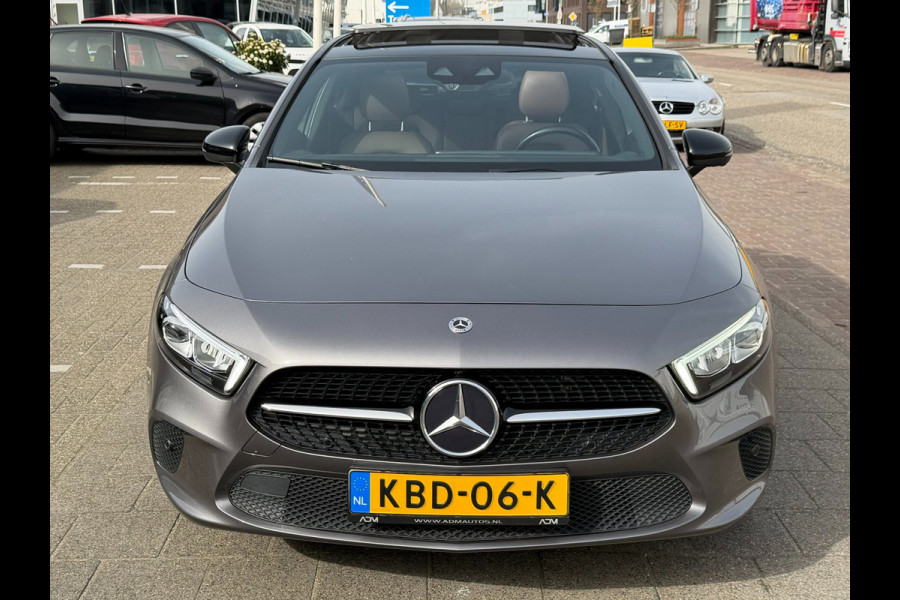 Mercedes-Benz A-Klasse 250 e Premium Plus l Sfeerverlichting l Pano l 360 camera