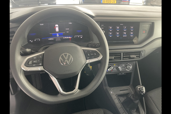 Volkswagen Polo 1.0 MPI Polo Airco - Apple carplay - Cruise control - Parkeersensoren - Licht metalen velgen 15 inch - Stuur multifunctioneel - Radio - Start/stop systeem - Elektrische ramen - Led verlichting - Stoffen b