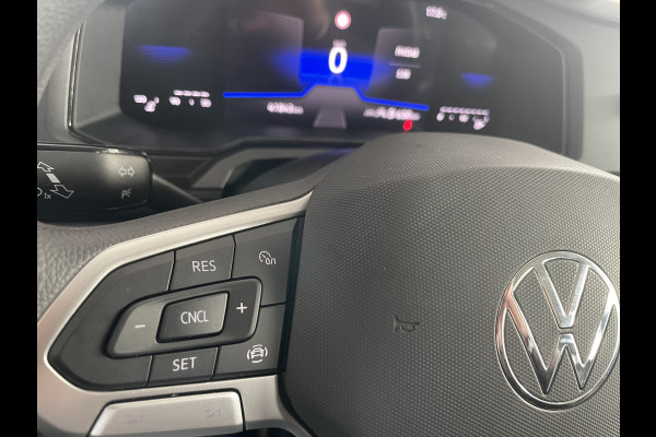 Volkswagen Polo 1.0 MPI Polo Airco - Apple carplay - Cruise control - Parkeersensoren - Licht metalen velgen 15 inch - Stuur multifunctioneel - Radio - Start/stop systeem - Elektrische ramen - Led verlichting - Stoffen b