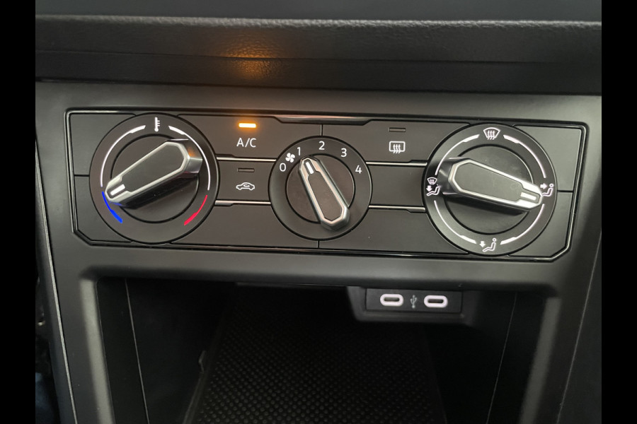 Volkswagen Polo 1.0 MPI Polo Airco - Apple carplay - Cruise control - Parkeersensoren - Licht metalen velgen 15 inch - Stuur multifunctioneel - Radio - Start/stop systeem - Elektrische ramen - Led verlichting - Stoffen b
