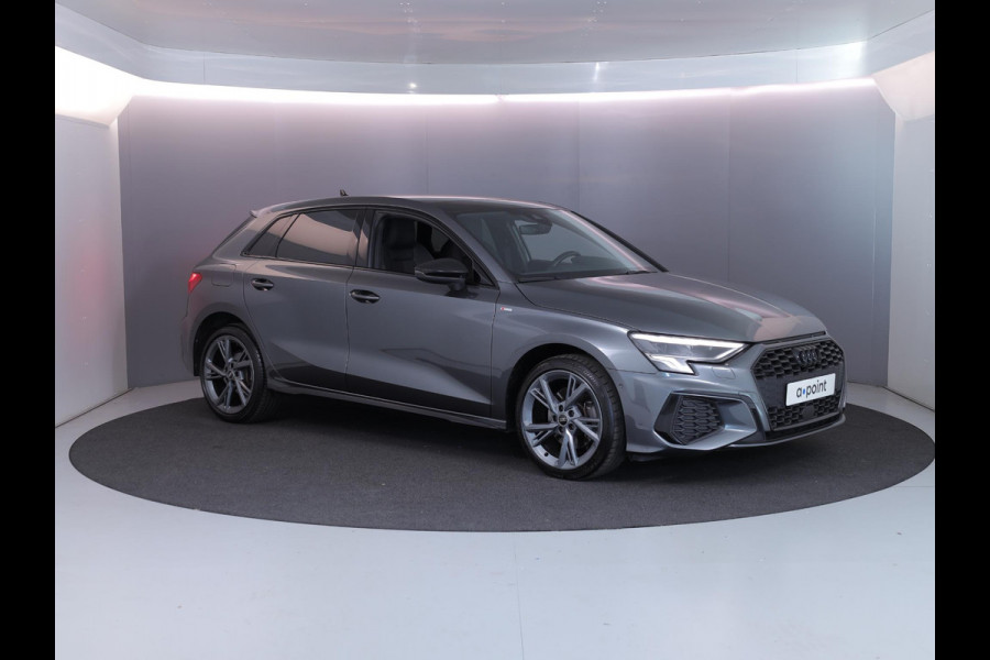 Audi Q3 45 TFSI e S edition 245pk | Parkeercamera | Navigatie| 20 inch Lichtmetalen velgen | 3 spaaks afgevlakt stuurwiel