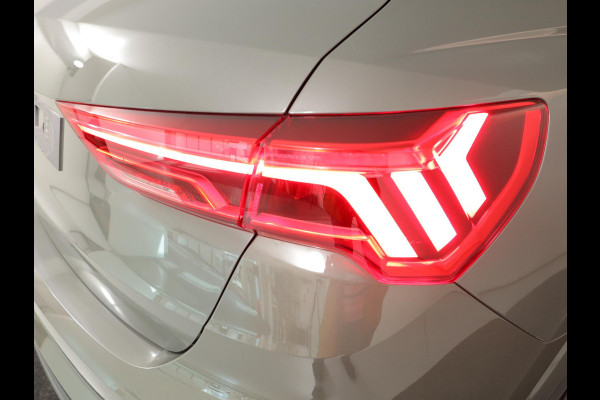 Audi Q3 45 TFSI e S edition 245pk | Parkeercamera | Navigatie| 20 inch Lichtmetalen velgen | 3 spaaks afgevlakt stuurwiel
